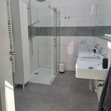 L8 Street - شقة *