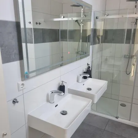 L8 Street - شقة *